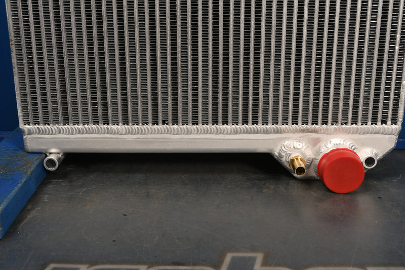 Load image into Gallery viewer, Case MX100, MX110, MX120, MX135 Radiator # 845264
