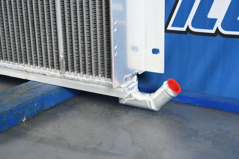 Load image into Gallery viewer, John Deere 690 ELC Oil Cooler # 870948
