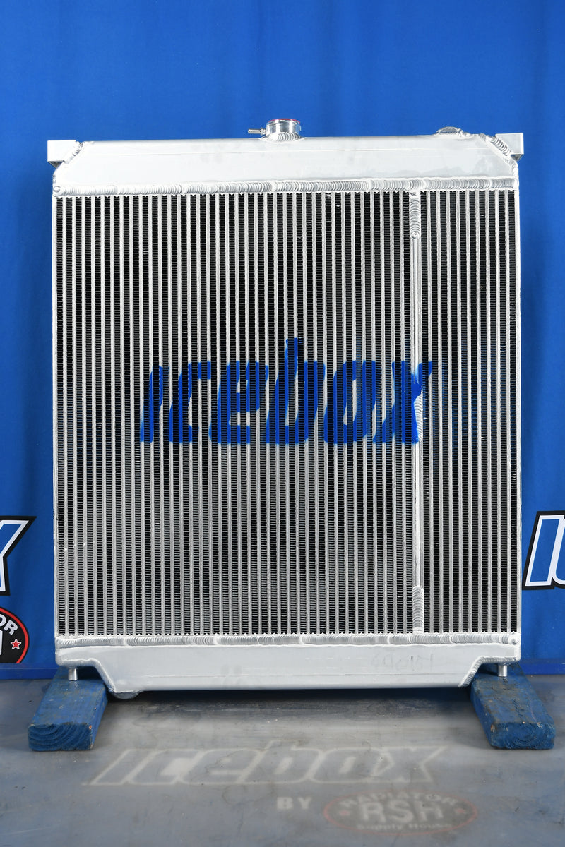 Load image into Gallery viewer, Linkbelt 160 Radiator # 890151
