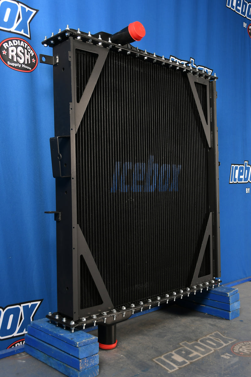 Load image into Gallery viewer, Peterbilt Radiator # 606090
