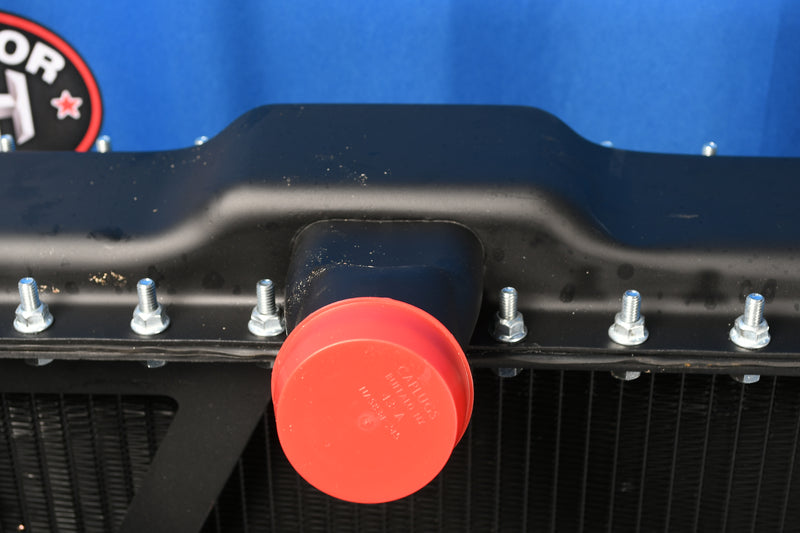 Load image into Gallery viewer, Peterbilt Radiator # 606090
