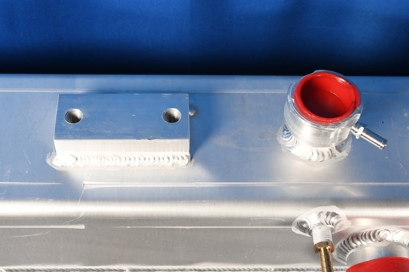 Load image into Gallery viewer, Komatsu D61EX-12 Radiator # 930221
