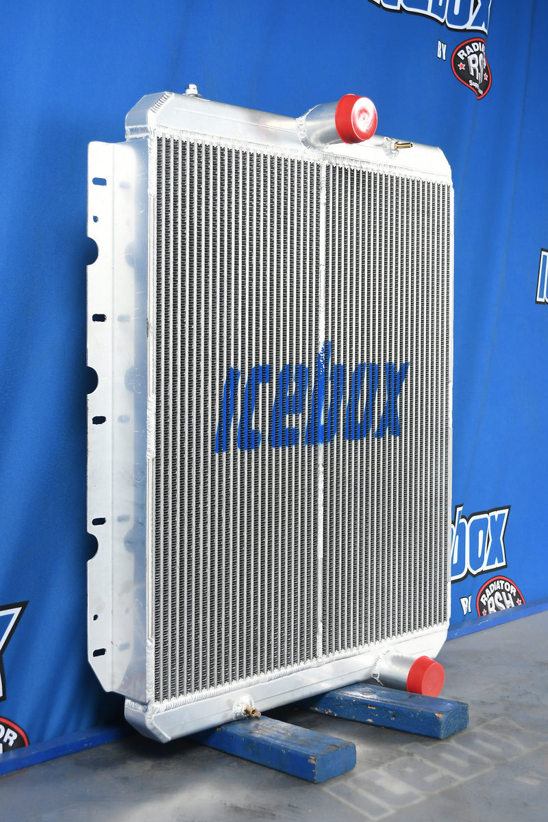 Load image into Gallery viewer, International 1600, S2100 Radiator # 603471
