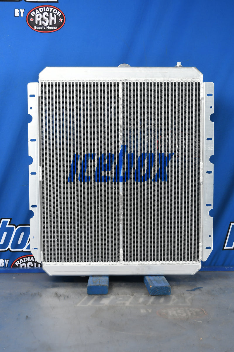 Load image into Gallery viewer, International 1600, S2100 Radiator # 603471
