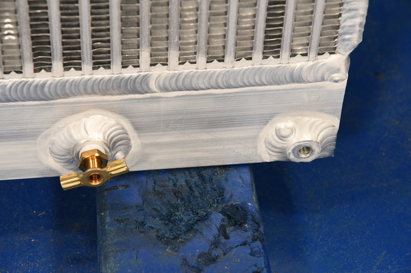 Load image into Gallery viewer, Volvo EX160B Radiator # 890267
