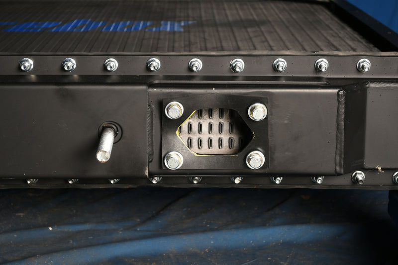 Load image into Gallery viewer, Western Star Radiator # 608034
