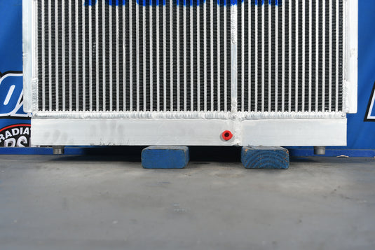 たろう Kubota SVL95-2 Radiator # 820138 – Radiator Supply House