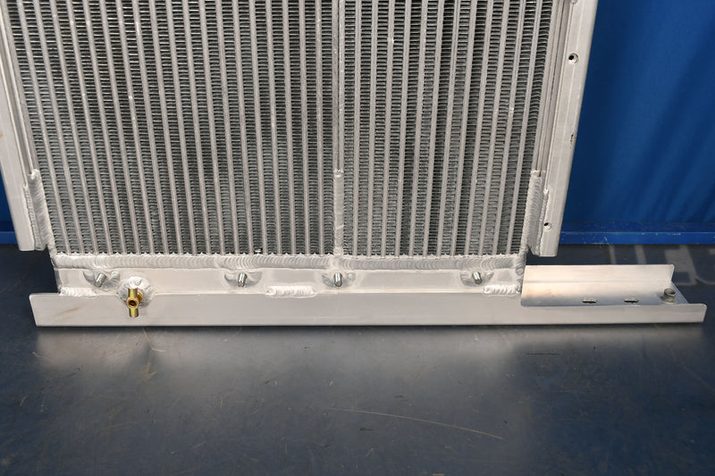 Load image into Gallery viewer, JLG 10042 Radiator # 891019
