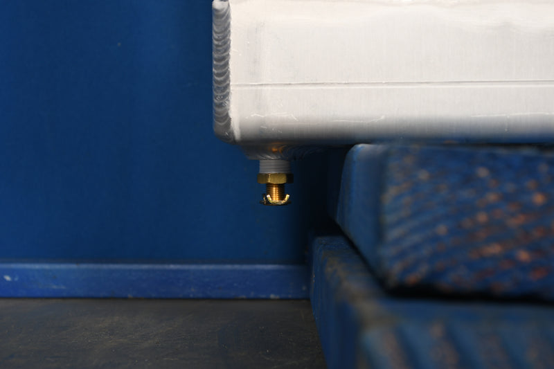 Load image into Gallery viewer, JLG Radiator # 890303
