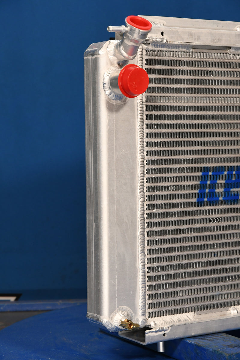 Load image into Gallery viewer, Hyster S40XM, S45XM, S50SM, S55XMS Radiator # 940252
