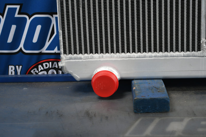 Load image into Gallery viewer, International Radiator # 603107
