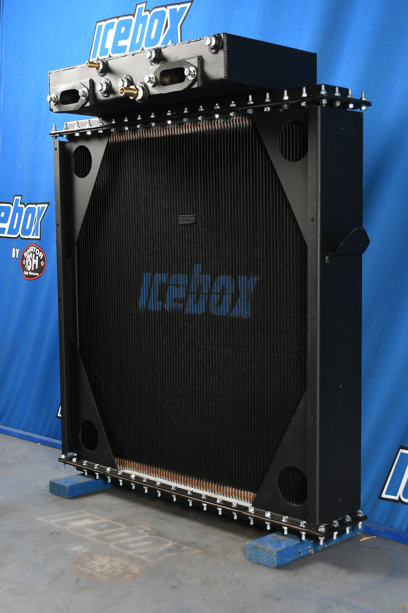 Load image into Gallery viewer, Peterbilt Radiator # 606256
