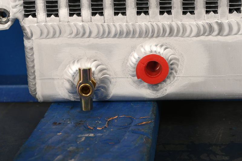 Load image into Gallery viewer, Hyster S150A Radiator # 940032
