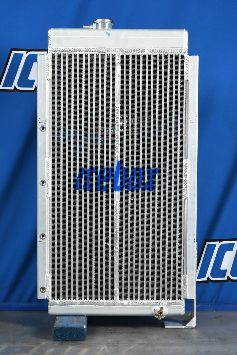 Load image into Gallery viewer, John Deere 450E Radiator # 870961
