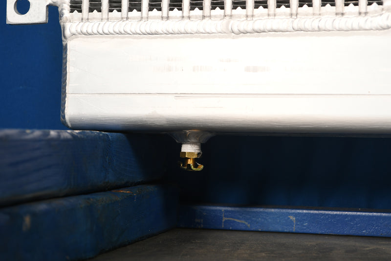 Load image into Gallery viewer, Universal Fertilizer Spray Buggy Radiator # 820278
