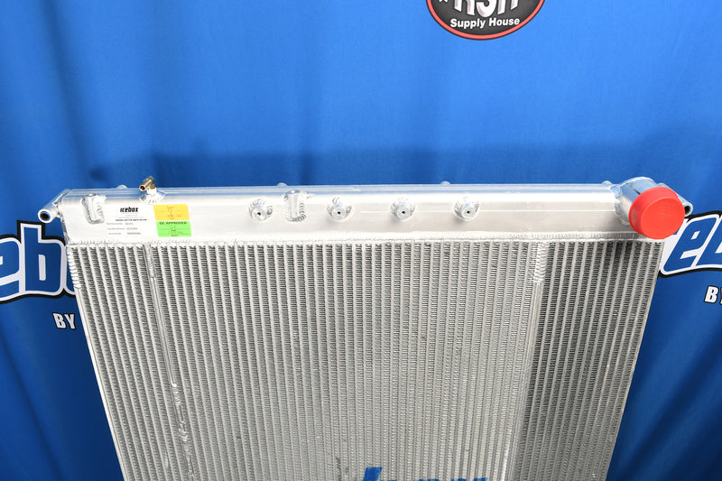 Load image into Gallery viewer, Freightliner Cascadia Radiator # 601515
