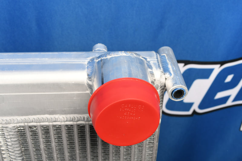 Load image into Gallery viewer, Freightliner Cascadia Radiator # 601515
