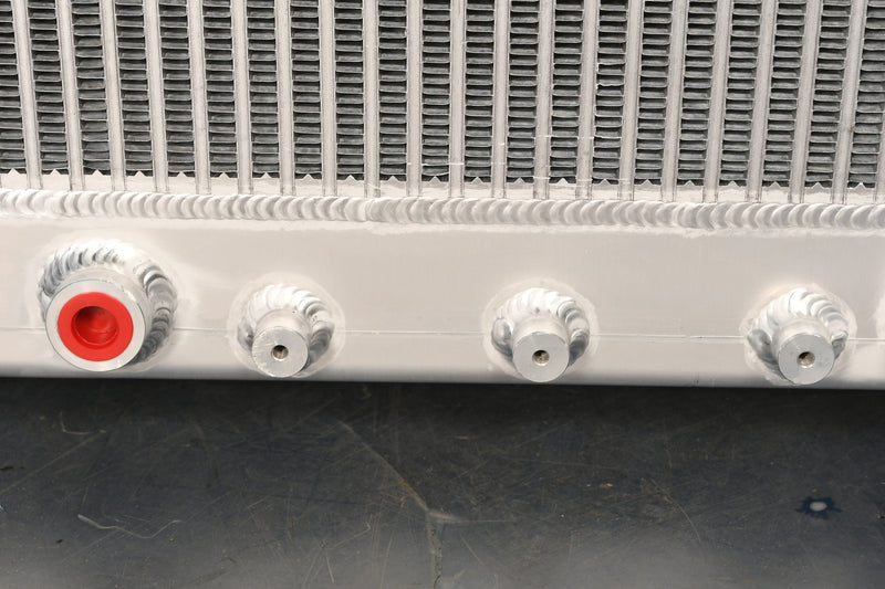 Load image into Gallery viewer, Freightliner Cascadia Radiator # 601515
