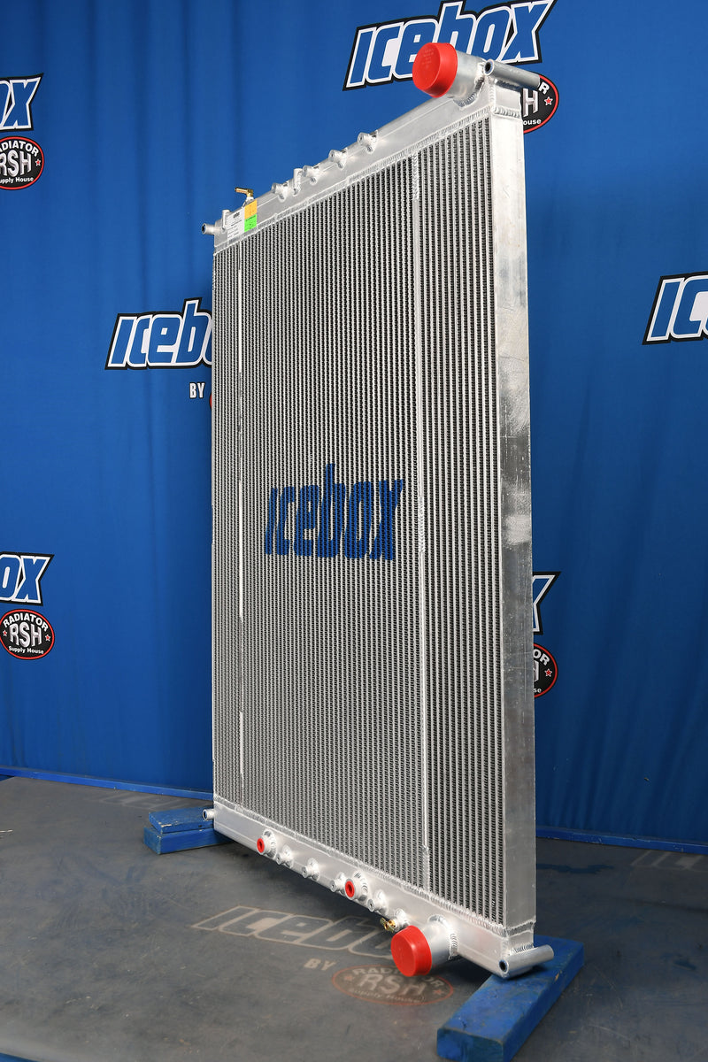 Load image into Gallery viewer, Freightliner Cascadia Radiator # 601515

