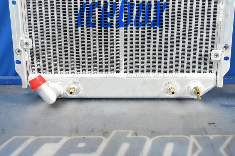 Load image into Gallery viewer, Nissan Forklift Radiator # 940106
