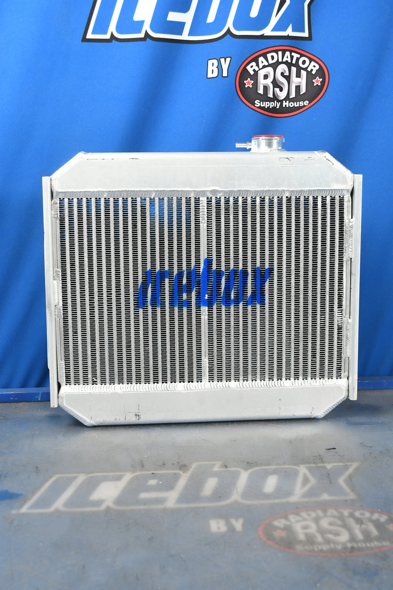 Load image into Gallery viewer, Nissan Forklift Radiator # 940106
