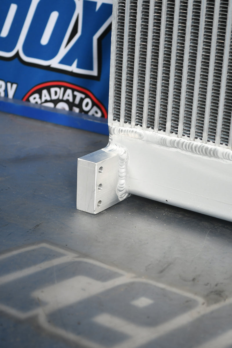 Load image into Gallery viewer, Caterpillar XQ400 Radiator Core # 850727
