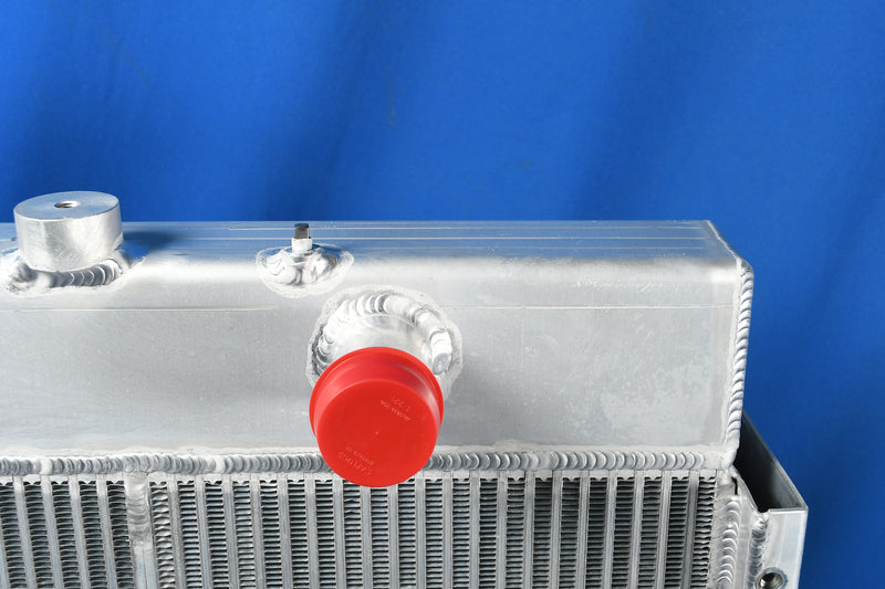 Load image into Gallery viewer, Caterpillar IT-18 / 924F Radiator # 850641
