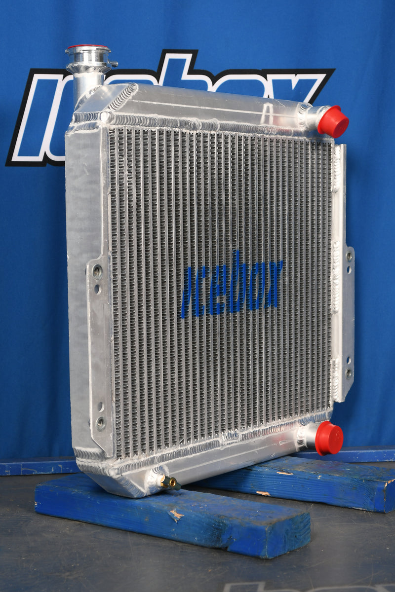 Load image into Gallery viewer, Toyota 403FG20 Radiator # 940261

