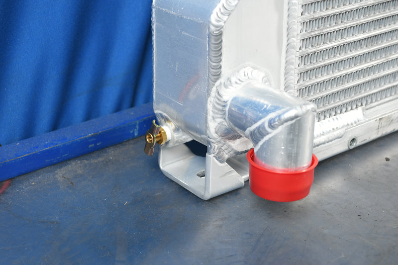 Load image into Gallery viewer, Caterpillar TH83 / TH63 Telehandler Radiator # 850310
