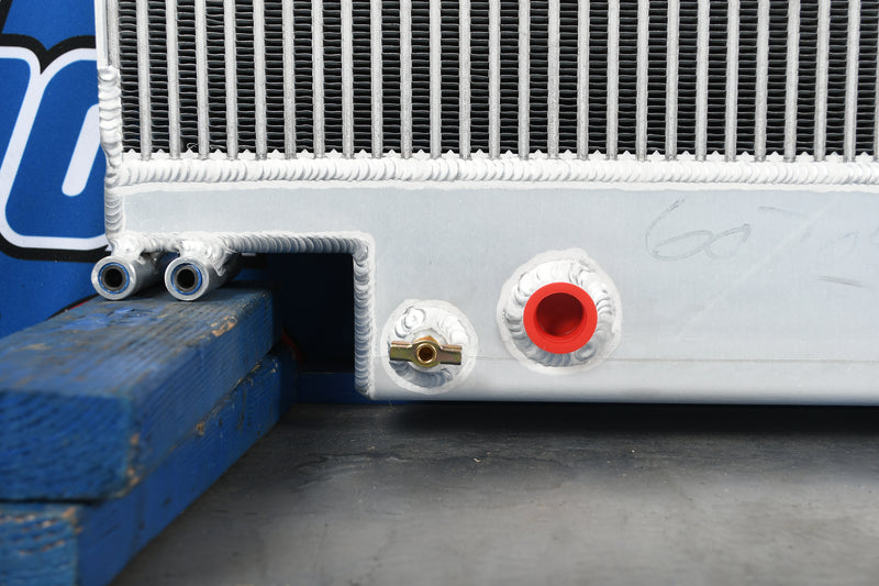 Load image into Gallery viewer, Mack GU Granite Radiator # 607054
