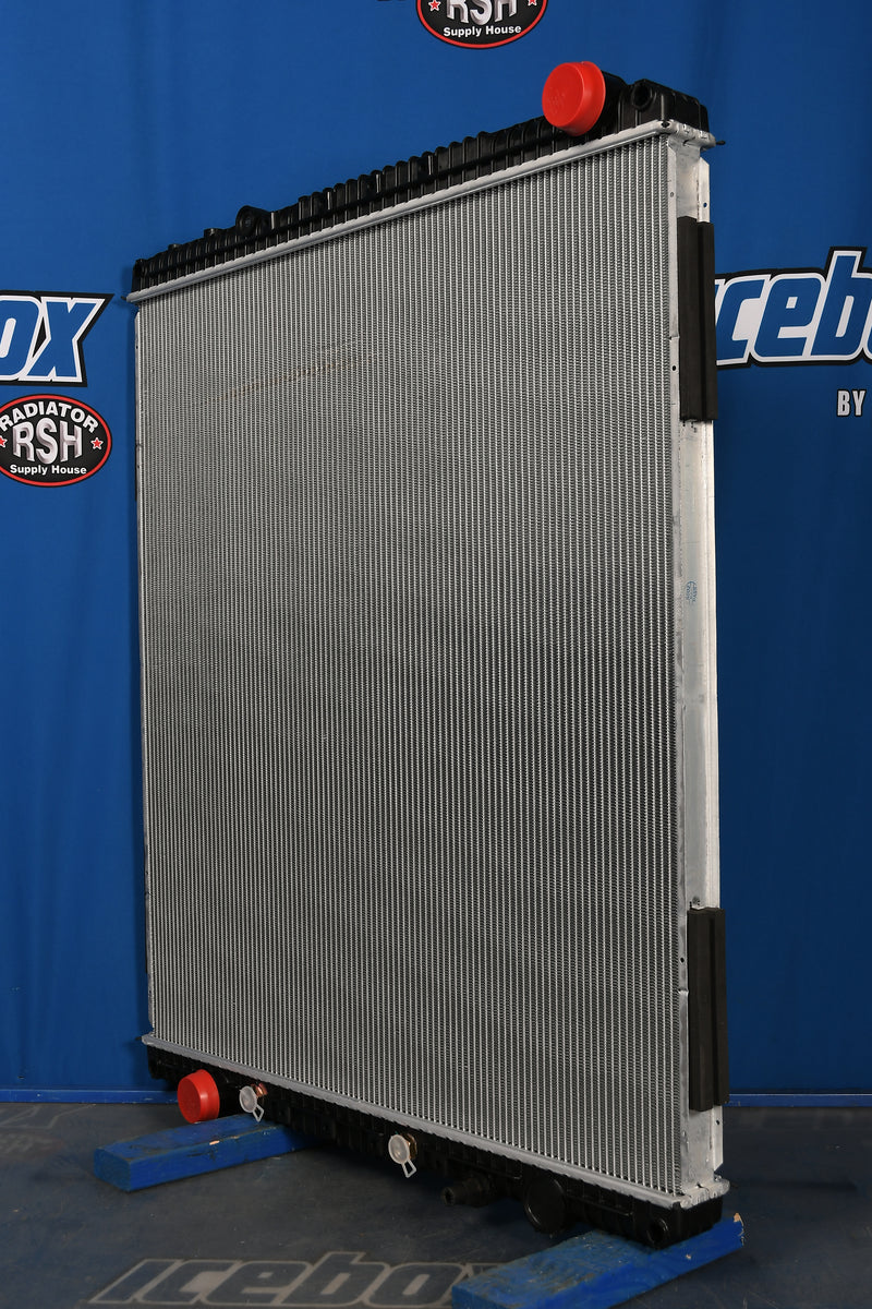 Load image into Gallery viewer, Freightliner M2 Business Class Radiator # 601115
