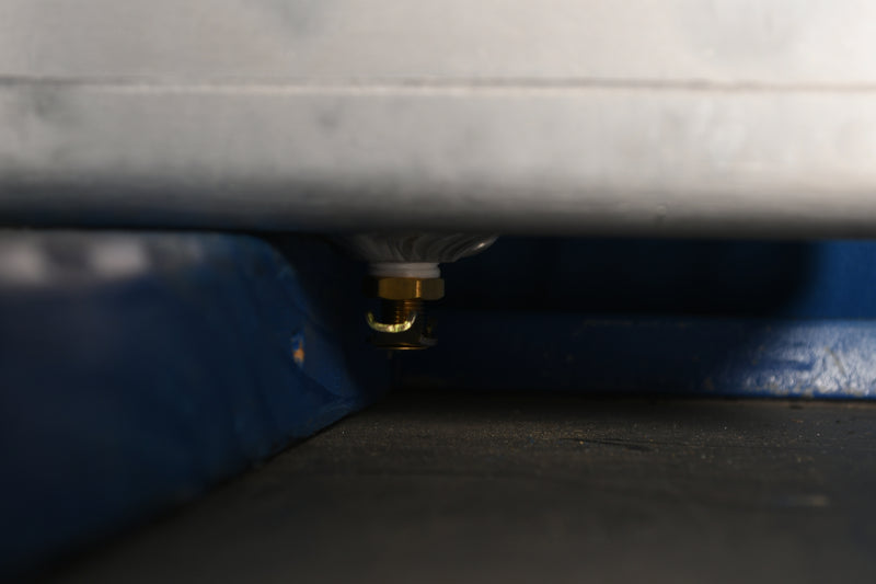 Load image into Gallery viewer, Caterpillar CS-433C, CP-433C Roller Radiator Core # 850290
