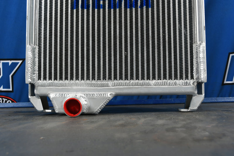 Load image into Gallery viewer, John Deere 440,440A,440B Radiator # 870977
