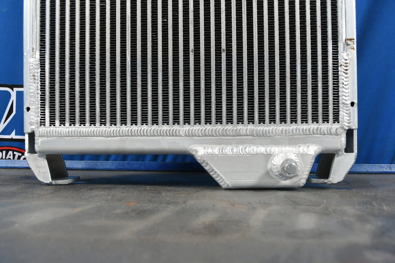 Load image into Gallery viewer, John Deere 440,440A,440B Radiator # 870977
