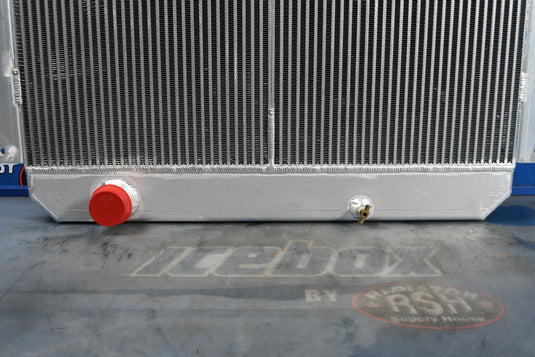 Caterpillar 330B L Radiator