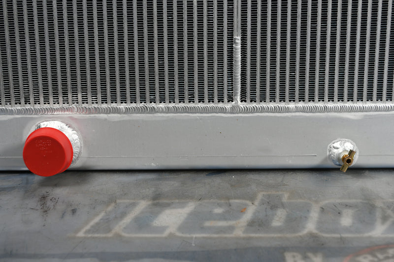 Load image into Gallery viewer, Caterpillar 330B L Radiator # 850294

