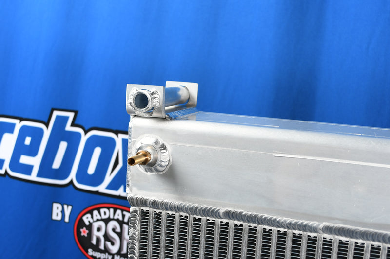 Load image into Gallery viewer, Newmar Radiator # 720014
