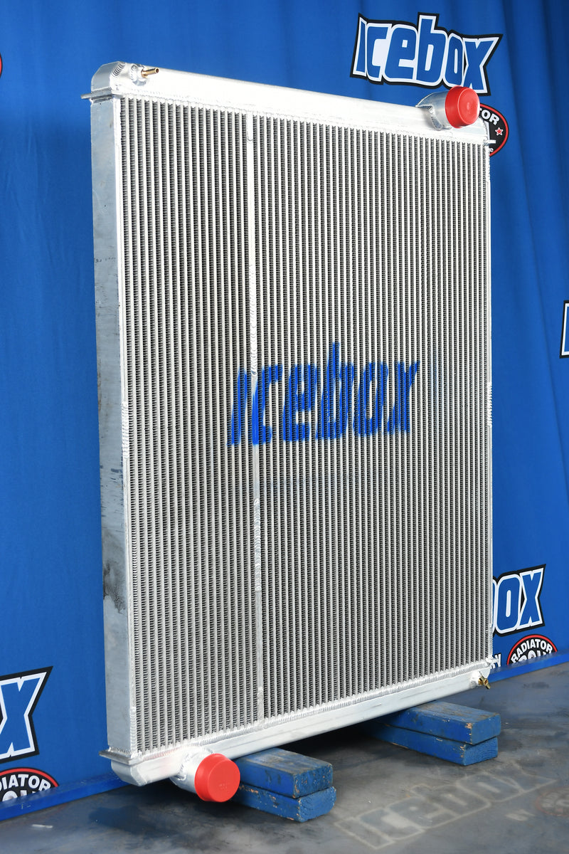 Load image into Gallery viewer, Western Star Radiator # 608015

