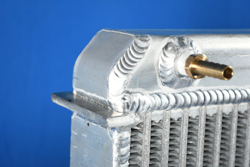 Load image into Gallery viewer, Western Star Radiator # 608015
