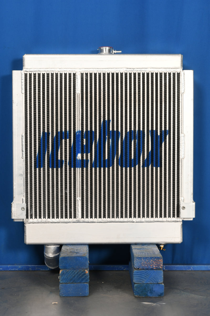 Load image into Gallery viewer, Hyster H180H Radiator # 940137
