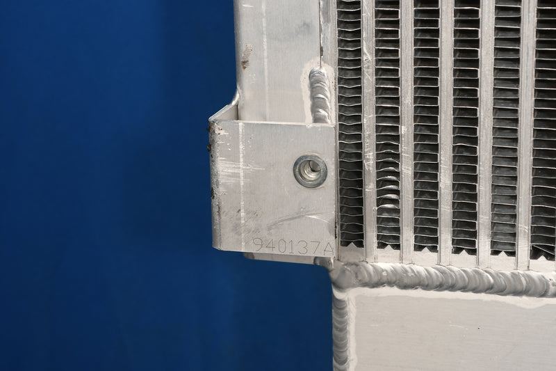 Load image into Gallery viewer, Hyster H180H Radiator # 940137
