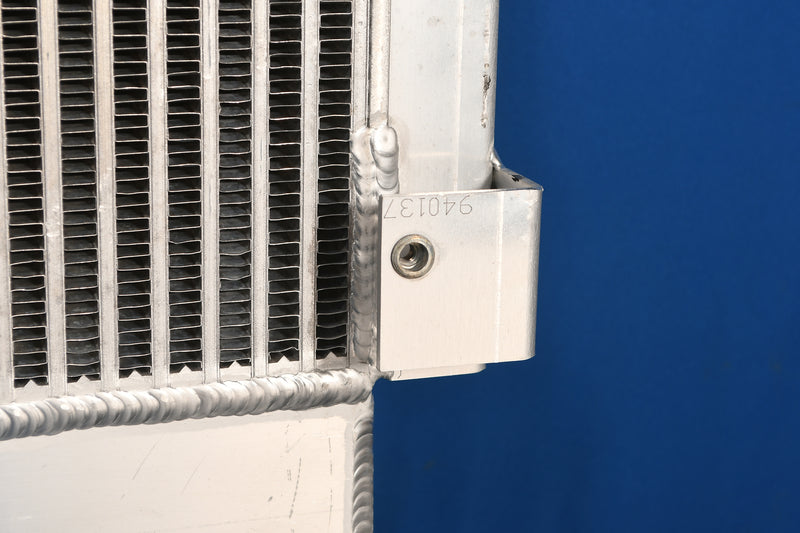 Load image into Gallery viewer, Hyster H180H Radiator # 940137
