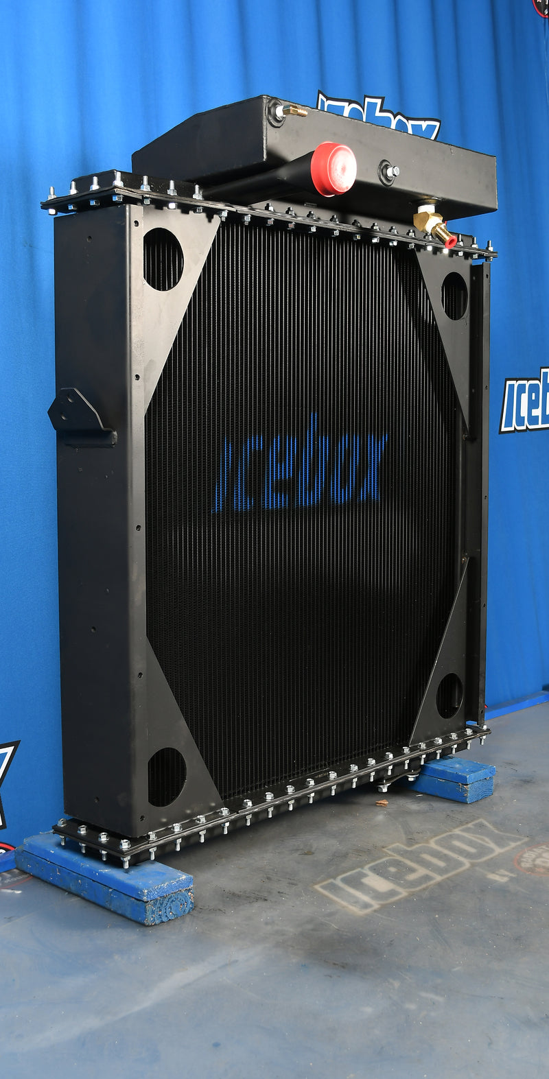 Load image into Gallery viewer, Peterbilt Radiator # 606030
