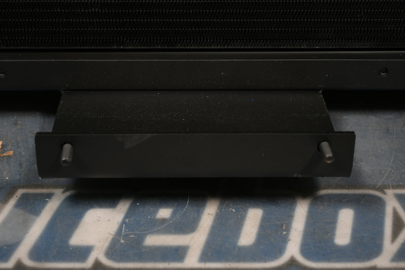 Load image into Gallery viewer, Monaco Executive Radiator # 700003
