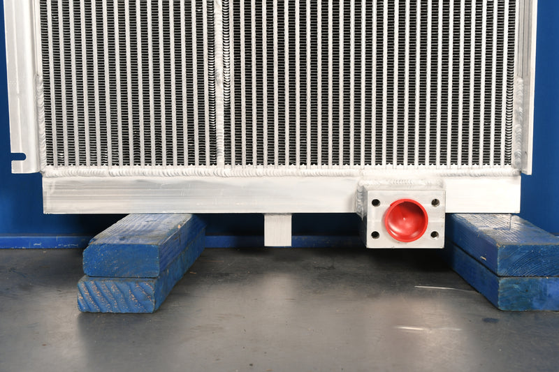 Load image into Gallery viewer, John Deere 350 DLC Oil Cooler # 870316
