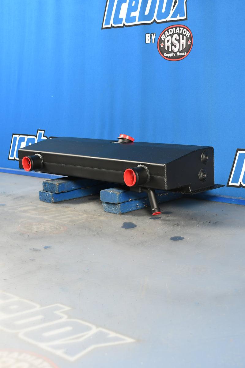 Load image into Gallery viewer, Freightliner Top Tank # 601257
