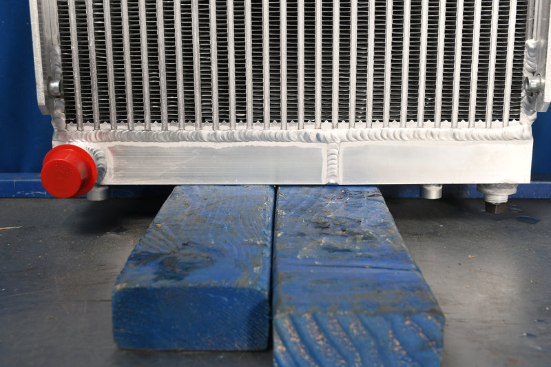 Load image into Gallery viewer, Volvo DD25 Roller Radiator # 890273

