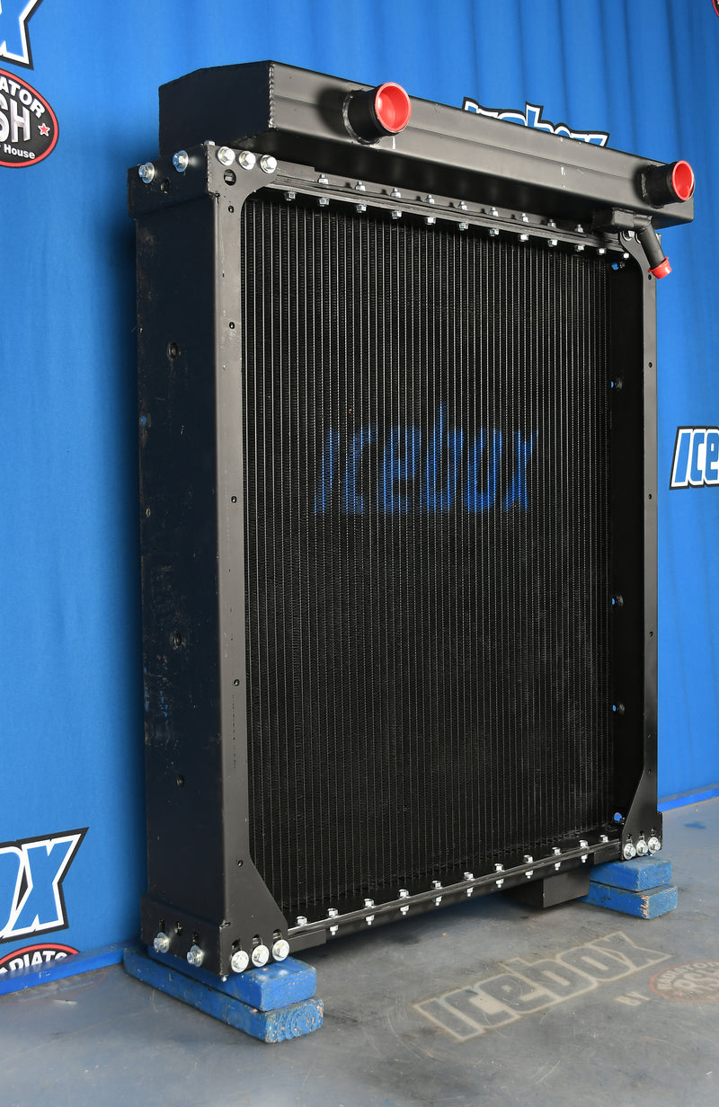 Load image into Gallery viewer, Freightliner Radiator # 601175
