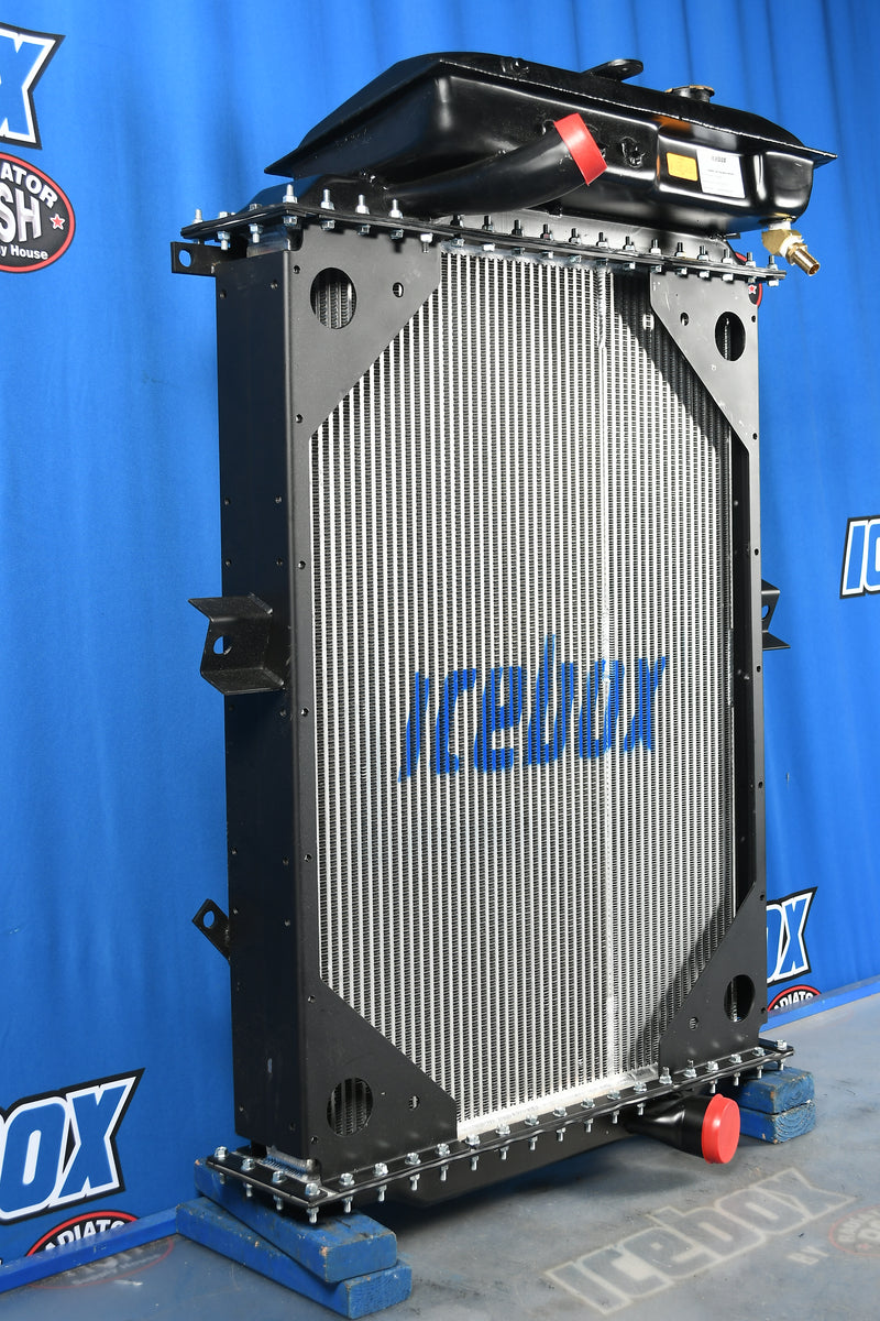 Load image into Gallery viewer, Kenworth T-600, T-800 Radiator # 604203
