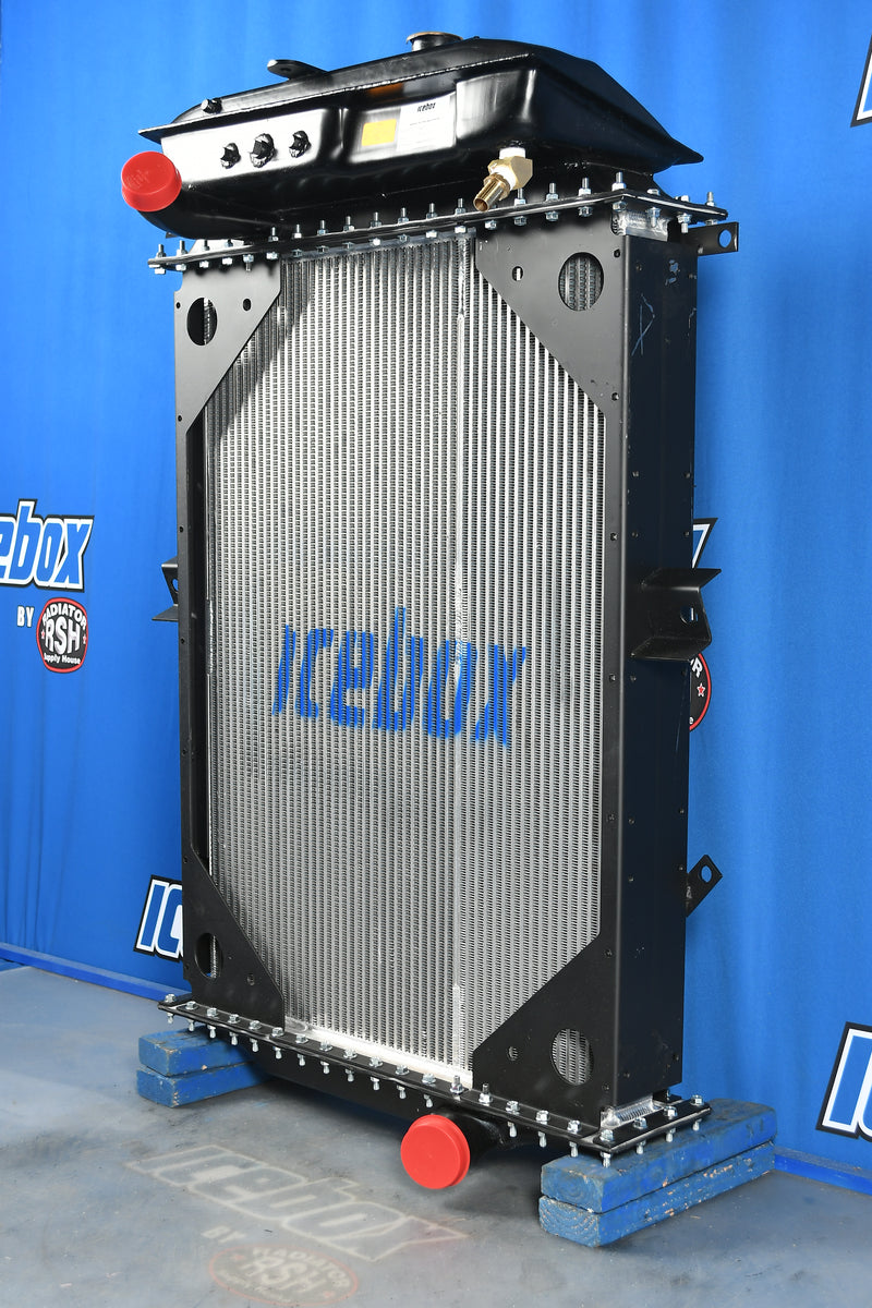 Load image into Gallery viewer, Kenworth T-600, T-800 Radiator # 604203
